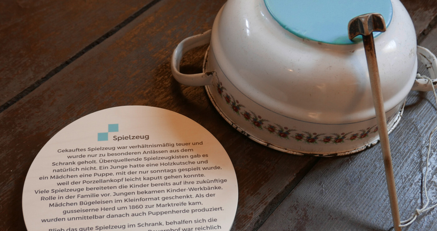 Wyhra Ausstellung Hofgeschichten