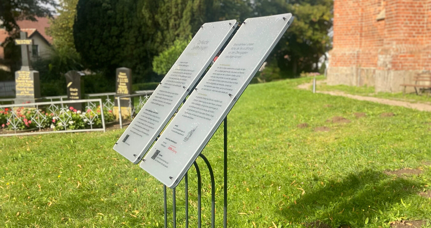 Fährtenlese Dorfkirche Steffenshagen Fährtenlese Dorfkirche Steffenshagen